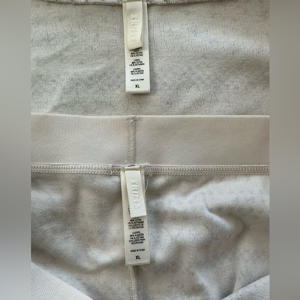 SKIMS Logo Plush Pointelle Henley & Legging Set | Size XL - Picture 12 of 12